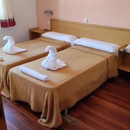 Restaurante Y San Paio Pensión 3*