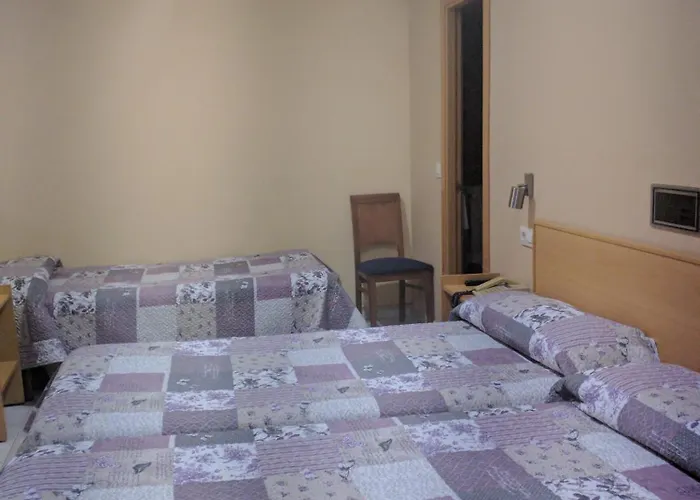 Restaurante Y San Paio Konukevi